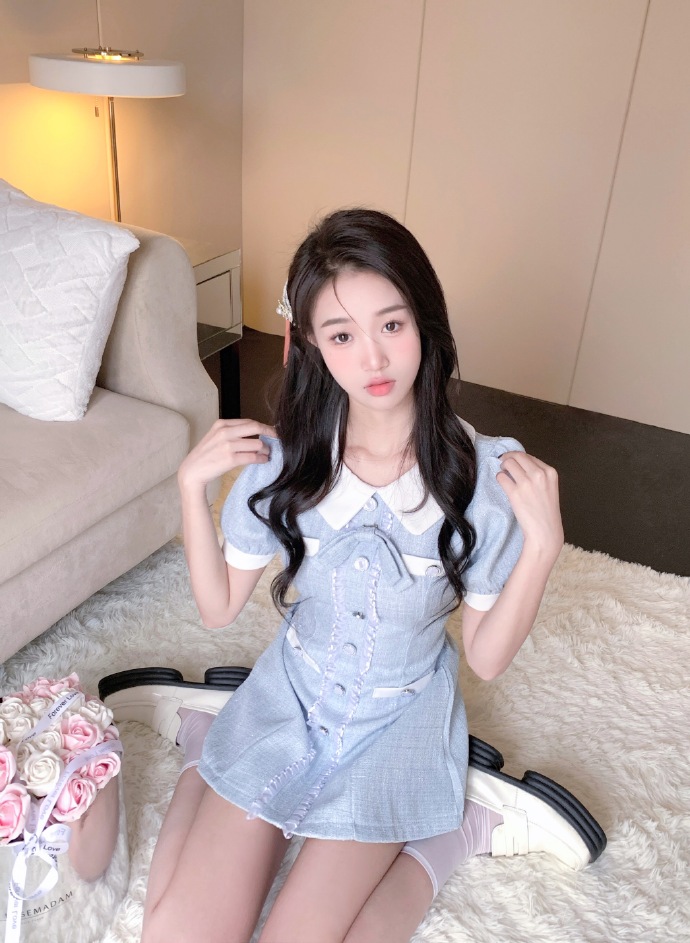 假面女郎 封面