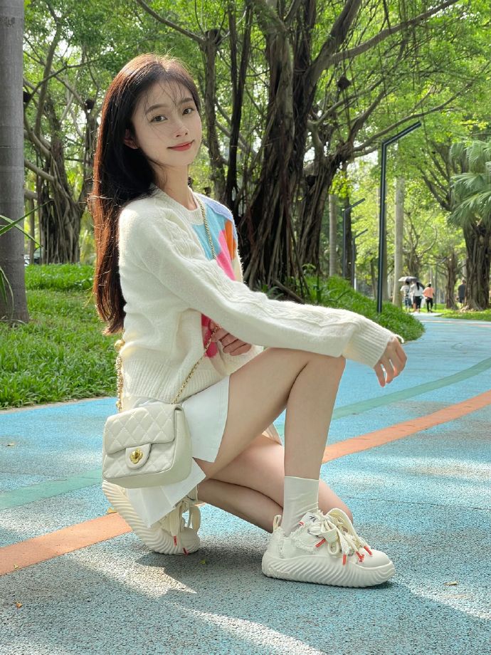 春光乍泄